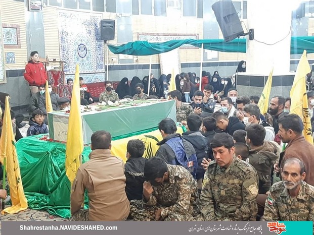 مراسم وداع با پیکر شهید تازه تفحص شده لشکر فاطمیون، روز گذشته در مسجد بقیه الله(عج) شهرک 15خرداد شهرستان پیشوا
