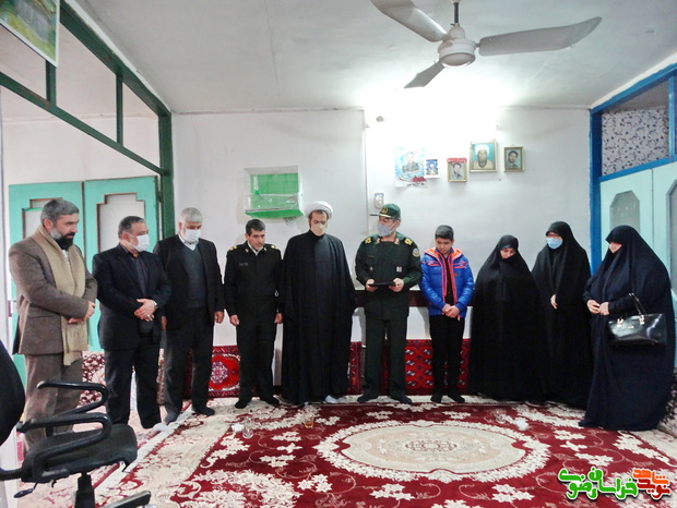 دیدار با خانواده شهید والامقام مدافع حرم لشکر فاطمیون عباسعلی حمیدی