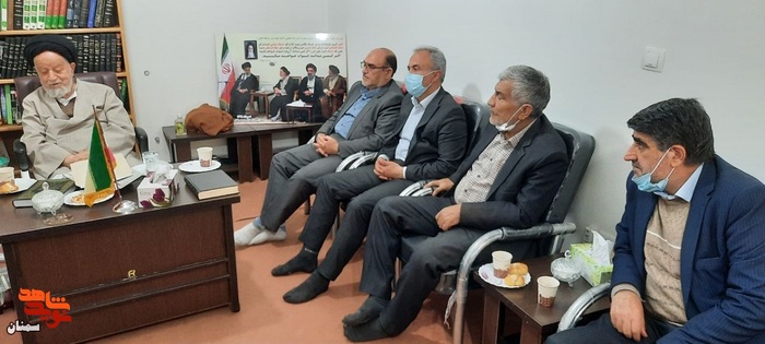 دیدار مدیران بنیاد شهید شهرستان و استان سمنان با آیتالله شاهچراغی نماینده مردم استان در مجلس خبرگان رهبری - بیست و سوم اسفند ۱۴۰۰ دفتر نماینده مجلس خبرگان رهبری در سمنان