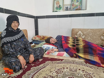 والدین گرانقدر شهید والامقام هادی طمری