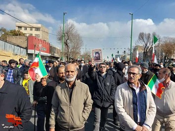 راهپیمایی ۲۲ بهمن در شهرستان ری و توزیع تصاویر شهدا 
