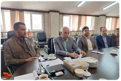 نشست فرماندار و رئیس بنیاد شهید شهرستان شاهرود با فرزندان معزز شاهد و ایثارگر فرمانداری ویژه شاهرود- بیست و چهارم اسفندماه ۱۴۰۱