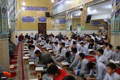 محفل انس با قرآن کریم- بیست و دوم فروردین‌ماه ۱۴۰۲ مسجد صاحب‌الزمان (عج) شهرستان آرادان