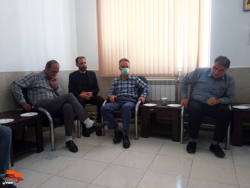 تجلیل مدیرکل بنیاد شهید استان سمنان از مدیر و معلمان دبیرستان پسرانه شاهد دوره اول شهیدان قدس- شانزدهم اردیبهشتماه ۱۴۰۲ شهرستان سمنان