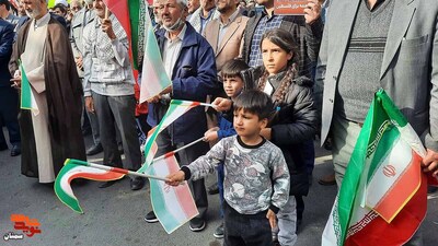 اجتماع ضد صهیونیستی سمنانی‌ها برای حمایت از مردم مظلوم غزه- بیست و هفتم آبان ۱۴۰۲ معراج شهدا
