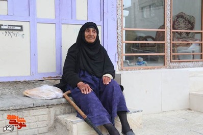 مادرشهیدان والامقام علیرضا ومرتضی ساده میری