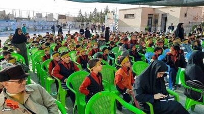 آیین زنگ مقاومت به مناسبت سالگرد شهادت حاج قاسم سلیمانی- سیزدهم دیماه ۱۴۰۲ مدرسه ابتدایی پسرانه شاهد شهرستان سمنان