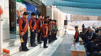 آیین زنگ مقاومت به مناسبت سالگرد شهادت حاج قاسم سلیمانی- سیزدهم دیماه ۱۴۰۲ مدرسه ابتدایی پسرانه شاهد شهرستان سمنان