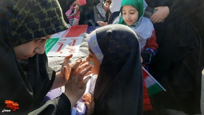 حماسه مردم انقلابی سمنان در راهپیمایی ۲۲ بهمن ۱۴۰۲