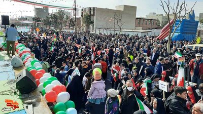 حماسه مردم انقلابی سمنان در راهپیمایی ۲۲ بهمن ۱۴۰۲