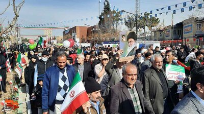 حماسه مردم انقلابی سمنان در راهپیمایی ۲۲ بهمن ۱۴۰۲