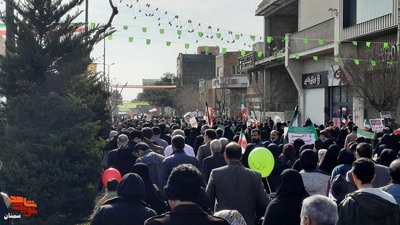 حماسه مردم انقلابی سمنان در راهپیمایی ۲۲ بهمن ۱۴۰۲