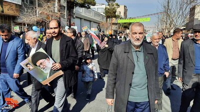 حماسه مردم انقلابی سمنان در راهپیمایی ۲۲ بهمن ۱۴۰۲