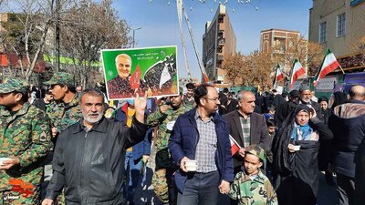 حماسه مردم انقلابی سمنان در راهپیمایی ۲۲ بهمن ۱۴۰۲