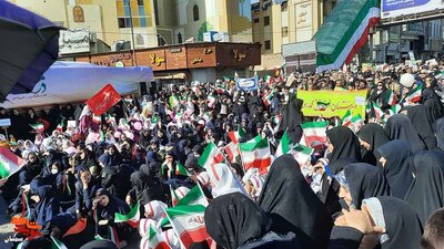 حماسه مردم انقلابی سمنان در راهپیمایی ۲۲ بهمن ۱۴۰۲