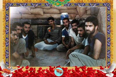 نفر پنجم از راست شهید محمدعلی طوسی