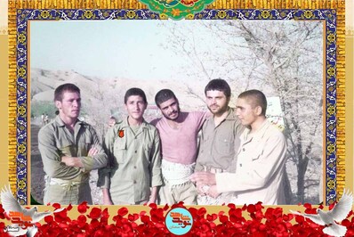 نفر دوم از چپ شهید عسکری رضاکاظمی
