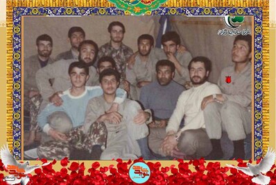 نفر سمت راست شهید سید جمال احمدپناهی