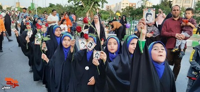 کاروان نوجوانان در شادپیمایی عید غدیر به نیابت از شهدا- پنجم تیرماه ۱۴۰۳ میدان کوثر تا میدان امام علی(ع) شهرستان سمنان