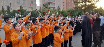 کاروان نوجوانان در شادپیمایی عید غدیر به نیابت از شهدا- پنجم تیرماه ۱۴۰۳ میدان کوثر تا میدان امام علی(ع) شهرستان سمنان